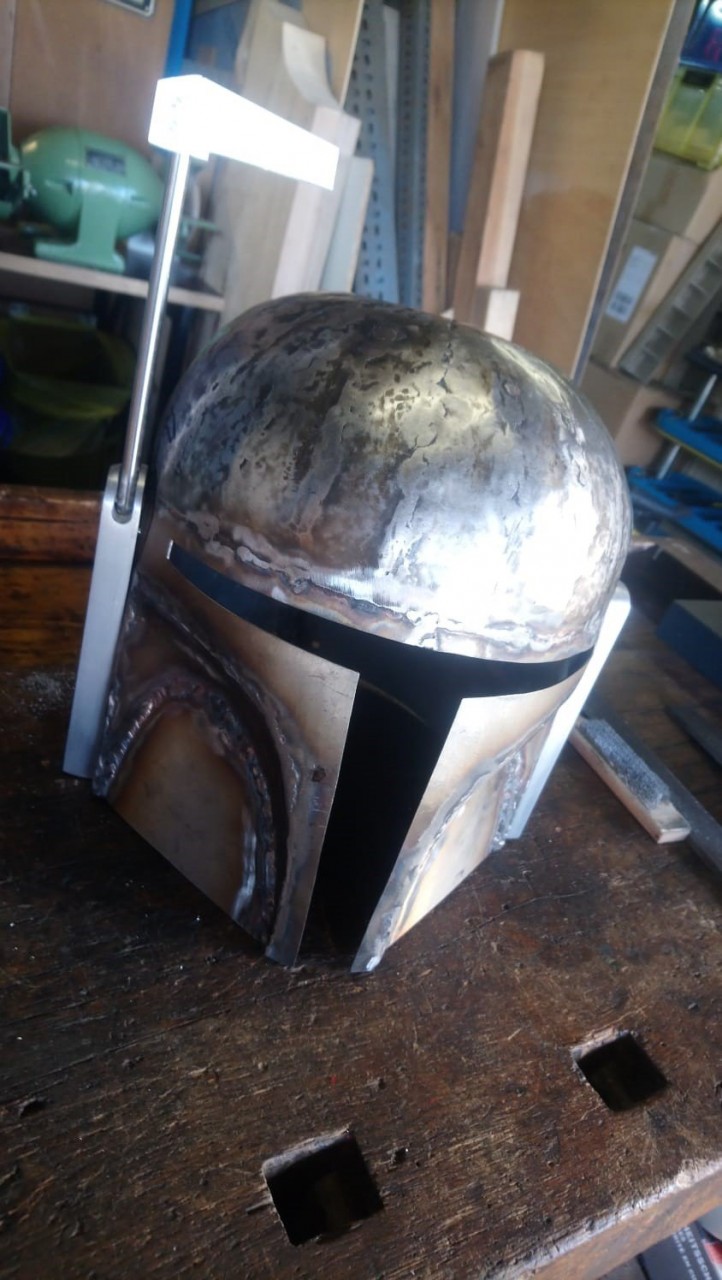 Helm1.jpg